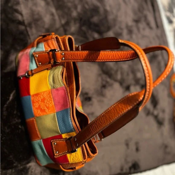 FINALPRIZEš„Fossil Colorful Patchwork Leather Shoulder Bag has chain with pearls - Picture 8 of 15